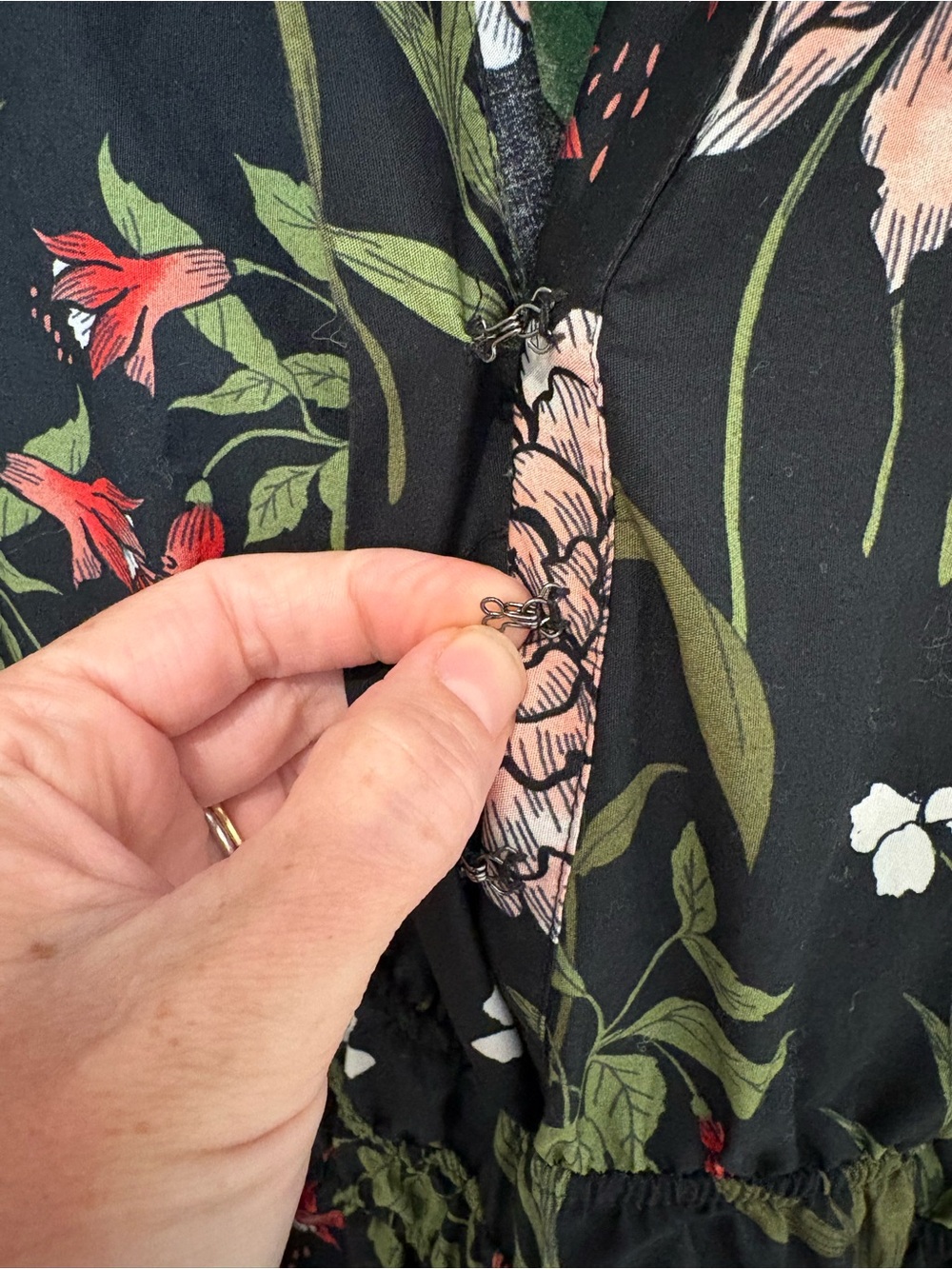 Anthropologie The Somerset Black Floral Garden Tiered Smocked Maxi Dress Cozy 1X - Picture 13 of 14